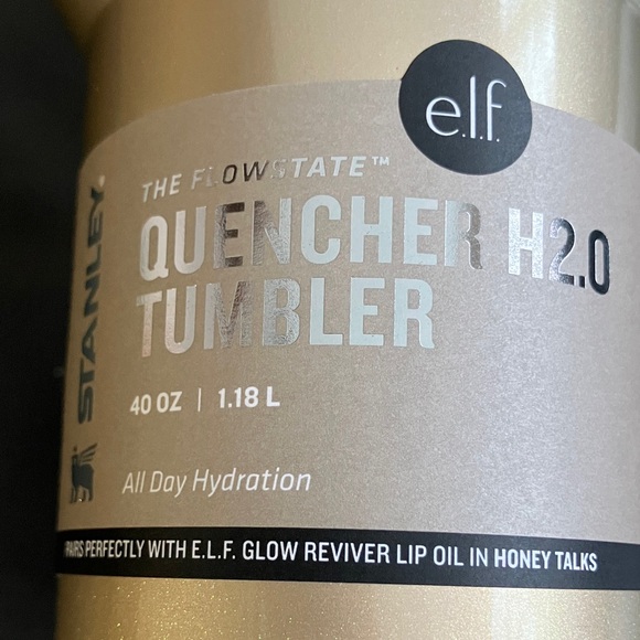 Stanley Quencher H2.0 Tumbler - Elegant Gold - Picture 4 of 7